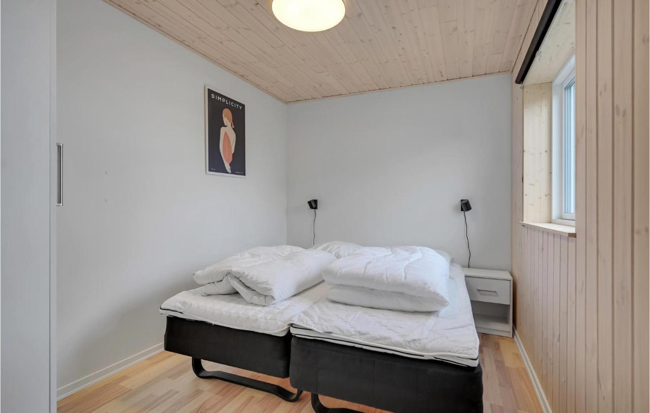 Amazing Home In Ebeltoft With 5 Bedrooms, Sauna And Indoor Swimming Pool Exteriör bild
